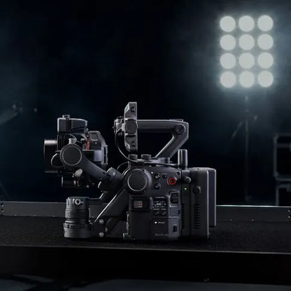 DJI Ronin 4D 4-Axis Cinema Camera 6K Kit combinado